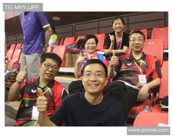 武汉乒乓球队在冠军赛中的团队协作展现出卓越的默契与拼搏精神 武汉乒乓球队在冠军赛中的团队协作展现出卓越的默契与拼搏精神